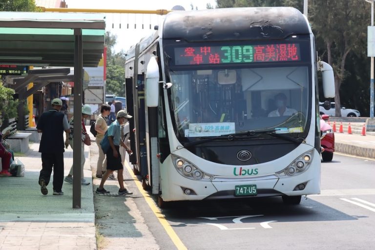 中市調整公車運價提升駕駛福利 公車業者為駕駛加薪4,000元以上