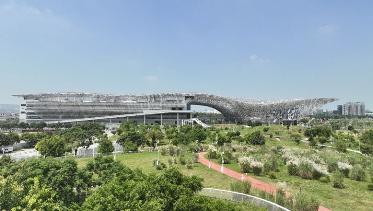 台中國際會展中心完成交付外貿協會 接手辦理後續營運