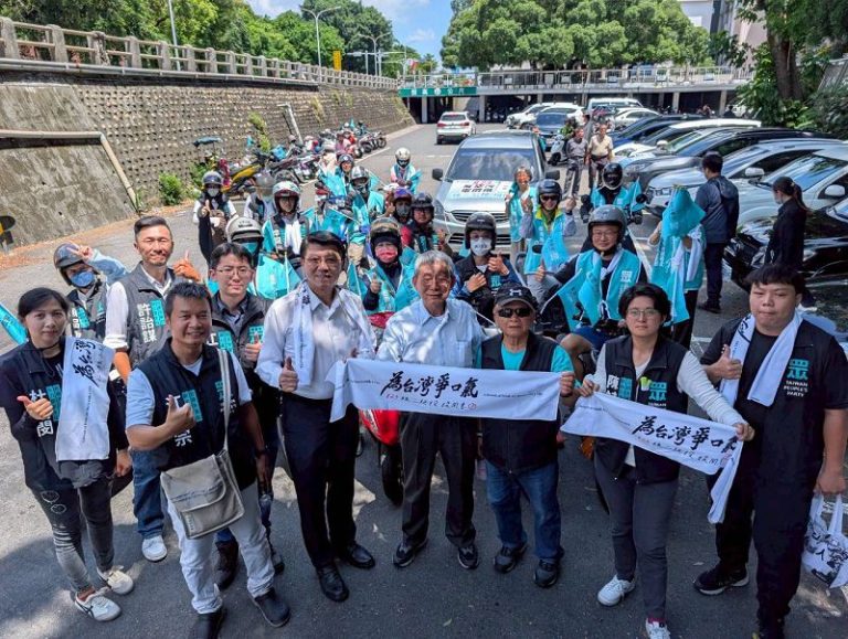 核三延役車掃登場 民眾黨台南市黨部與謝龍介聯手籲投同意票