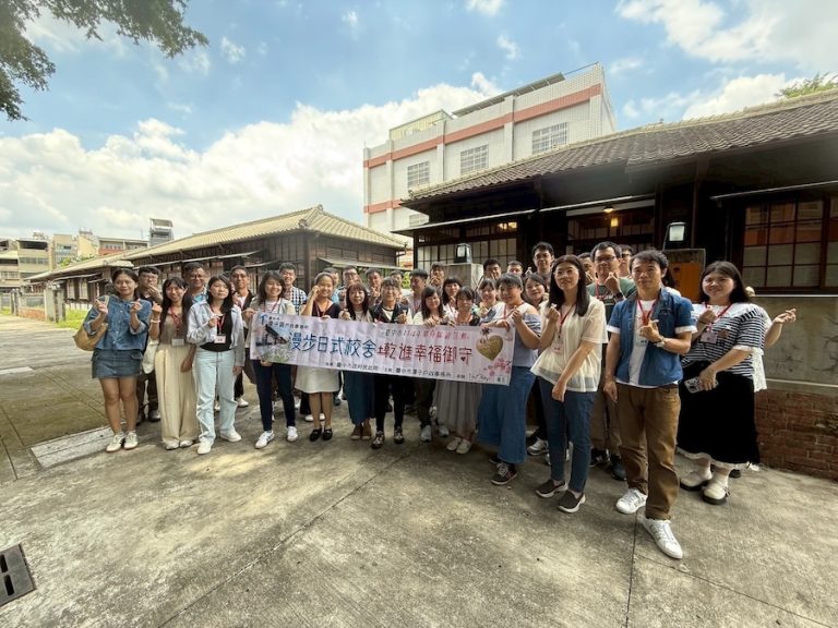 漫步日式校舍共譜幸福戀曲！中市單身聯誼助攻14對心動牽線 創七成八高配對率