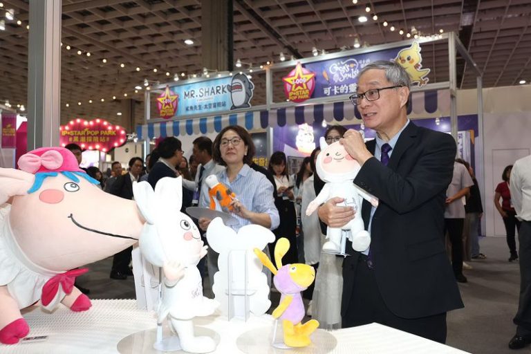 陸委會開嗆查處親中藝人 文化部：按法律程序照辦