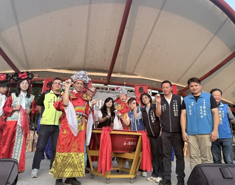 百人同樂博狀元餅 大雅學府商圈中秋熱鬧滾滾