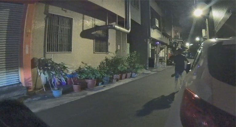 拔腿狂奔也跑不掉！民眾借車、指路、幫忙抓人，外籍移工體會「臺灣人的熱情」