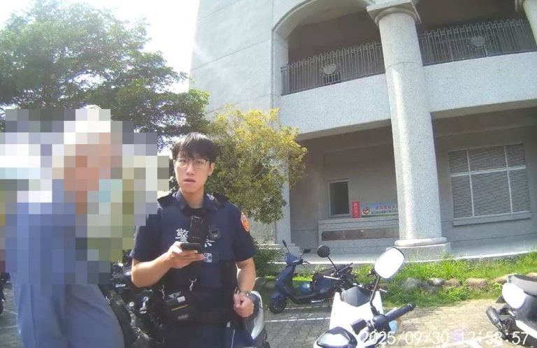 誤認車遭鎖、虛驚一場　頭家警耐心協助助老翁找回愛車