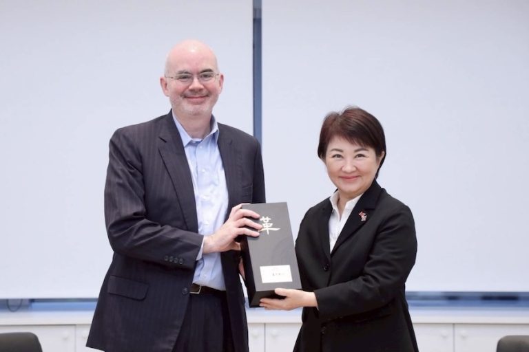 AIT谷立言處長拜會中市府 盧市長盼持續合作深化台中與美國經貿文化各領域交流