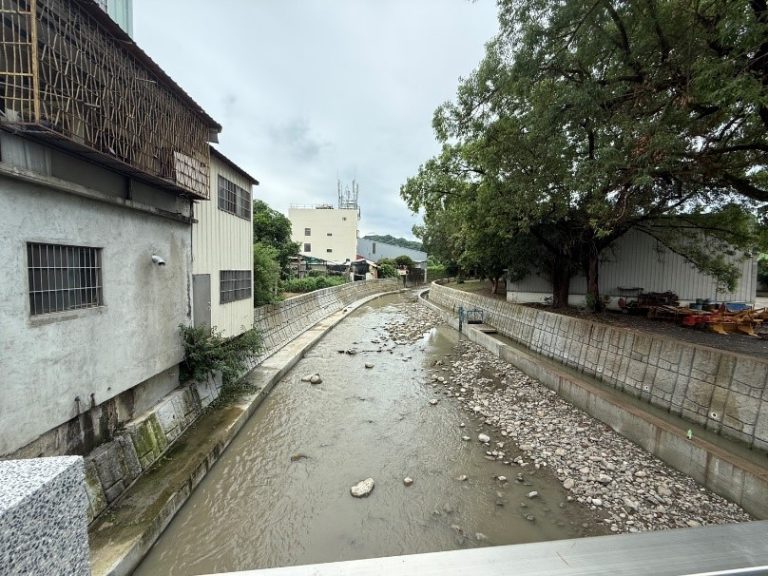 中市府整治車籠埤排水 打通利農橋瓶頸兼顧改善上下游環境