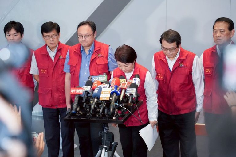 盧秀燕兩度鞠躬致歉：概括承受、引以為鑑