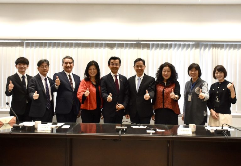 日本宮崎縣日南市高橋透市長率團拜會中市府 深化台日城市交流夥伴關係