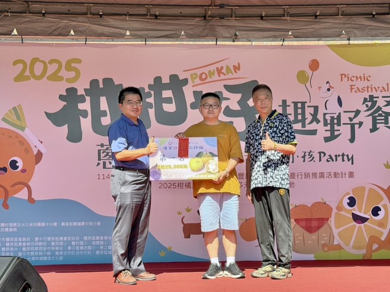 中市優質椪柑評鑑結果出爐 東勢區詹前慶榮獲今年「椪柑王」！