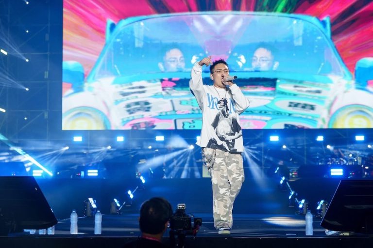 《玖壹壹南北貳路音樂節》首日逾5萬人次湧入 新聞局長：用音樂點燃台中夜晚