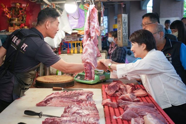豬肉攤開市 盧秀燕赴市場關心豬肉供需