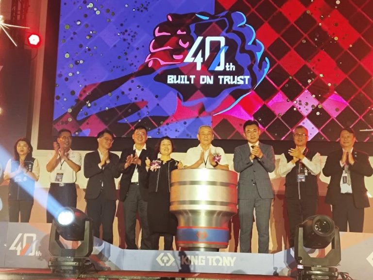 智慧製造引領傳產轉型 經發局出席金統立40週年慶 讚台中產業堅實創新力