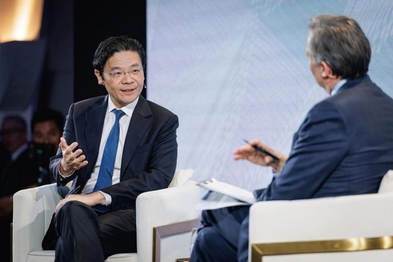 新加坡總理希望中日緊張降溫　雙方應放下歷史成見