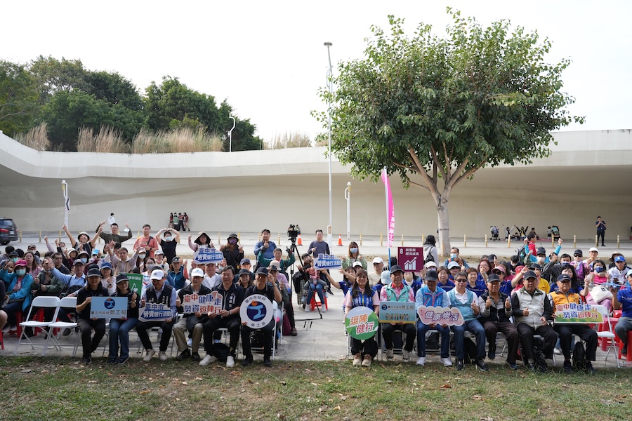 「台中健康走 勞資逗陣行」健行活動今日登場 1,000多名雇主與勞工朋友熱烈響應