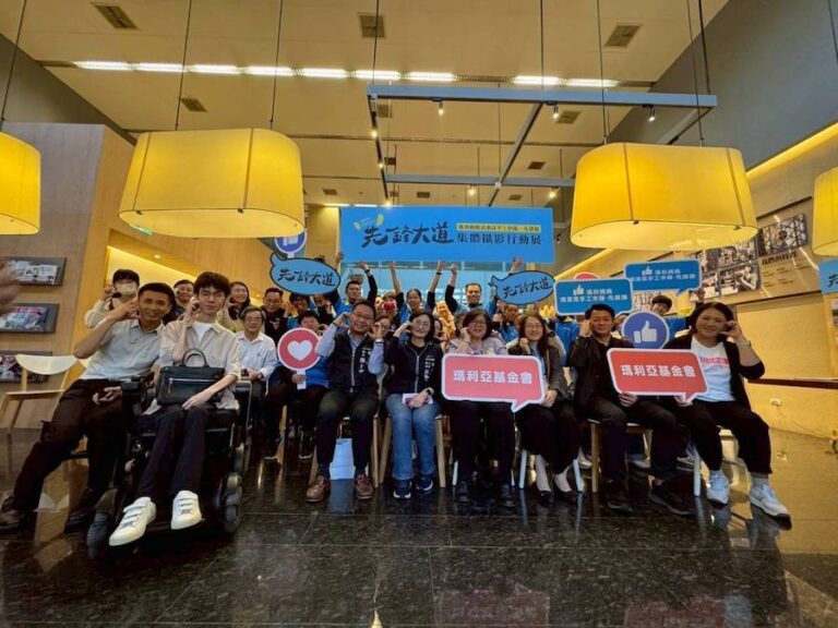 記錄平凡動人瞬間！中市勞工局辦攝影行動展