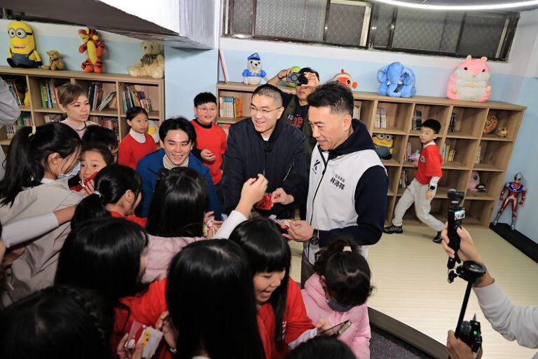 基隆嘉仁里親子兒童圖書館啟用