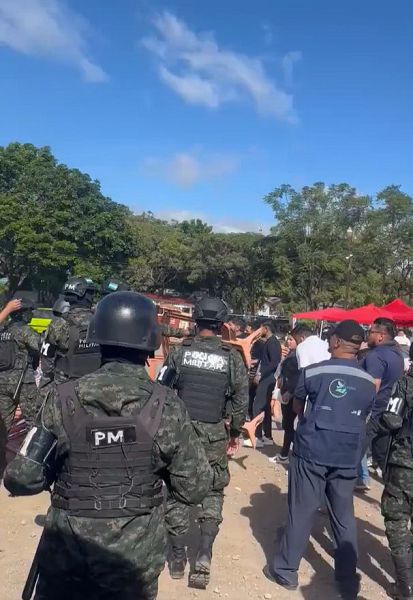 宏都拉斯首都爆示威 總統大選重新計票作業受阻