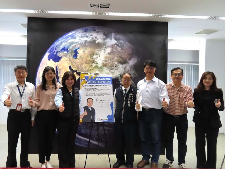 不只反貪喊口號！ 中市民政局完成揭弊保護簽署　民政局長：給揭弊者「真正後盾」