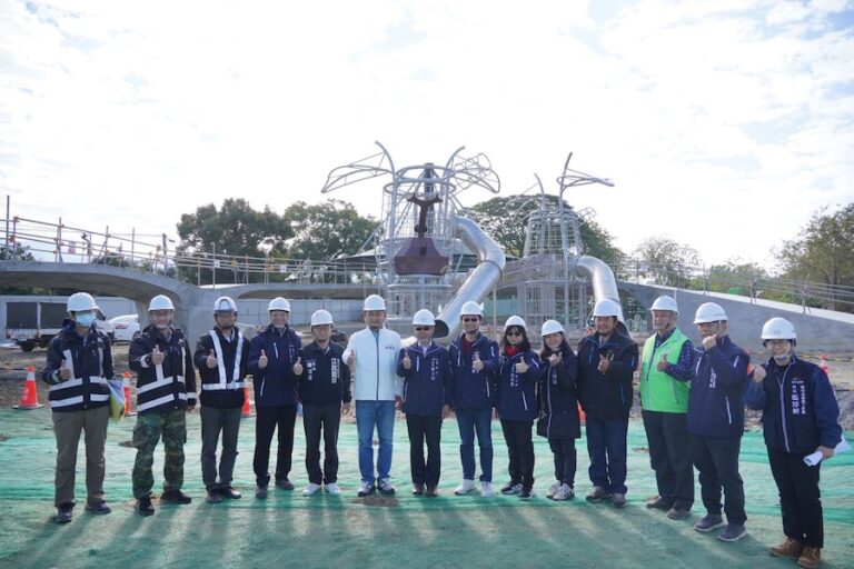 「全國首座」! 東勢獨角仙生態公園成形 建設局長：進度破8成、力拼4月啟用