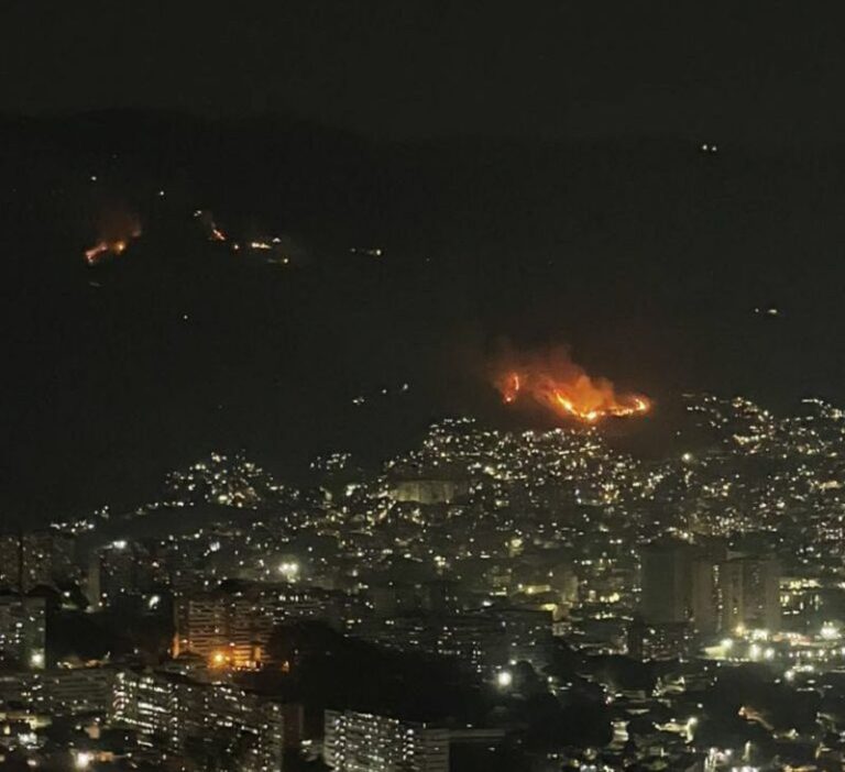 美軍空襲 委內瑞拉首都爆炸連傳