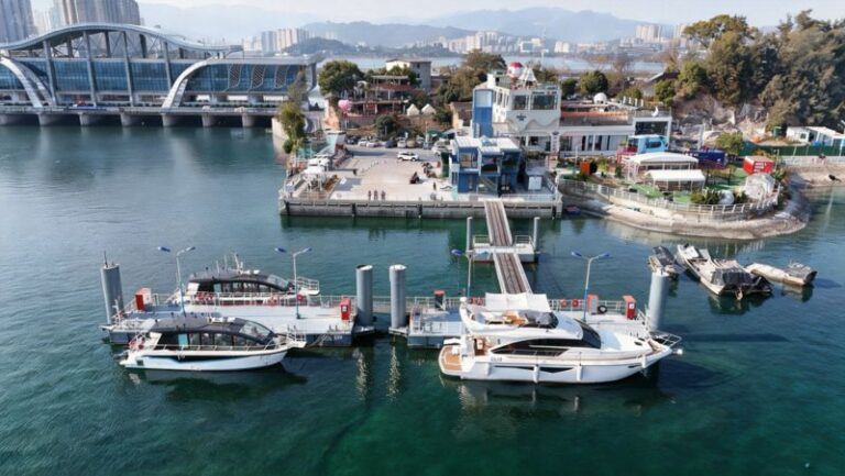 寧德首個遊艇碼頭啟航 中心城區「親海」體驗升級