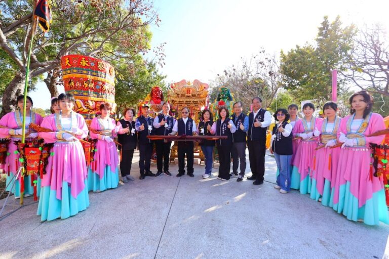 中台灣燈會開幕迎媽祖！ 鴨母寮媽首度駐駕中央公園加持祈福