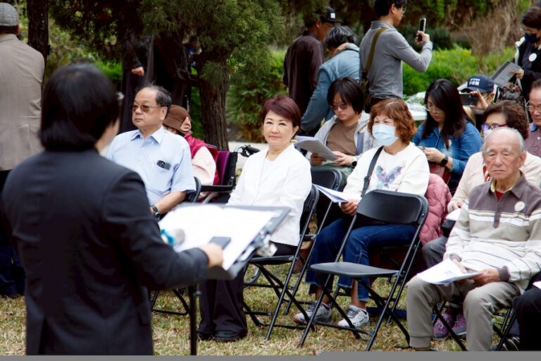 任內8度出席「基督長老教會台中公義行動教會二二八紀念禮拜」 盧市長率市府團隊出席致意：讓台灣在團結中前行