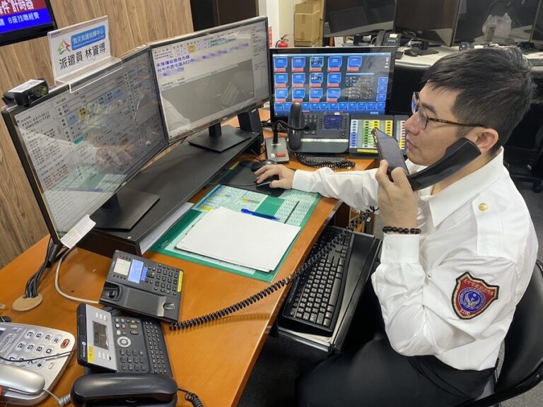 電話那頭的救命指引！台中119派遣員線上指導CPR加AED電擊 成功挽回校園學子生命