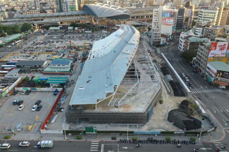 大台中轉運中心興建工程「7轉7接」成區域典範 獲國家卓越建設獎最佳規劃設計類卓越獎