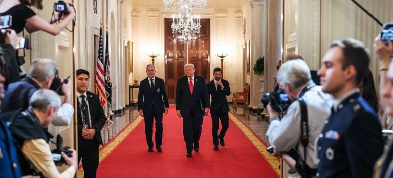 伊朗外長嗆「不會要求停火」