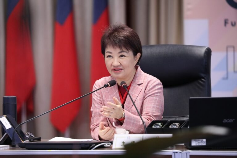 入營送迷彩電子錶、探視帶漢堡可樂 盧市長：役男服役是神聖責任 市府要做役男最強後盾