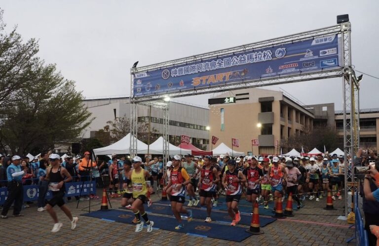 為愛開跑11年！神岡馬累計善款破156萬　3000跑友體驗「烤全豬、牛排」超強補給