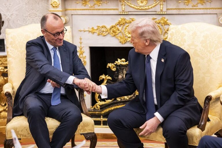 伊朗戰火殃及全球經濟 德總理批美開戰無方