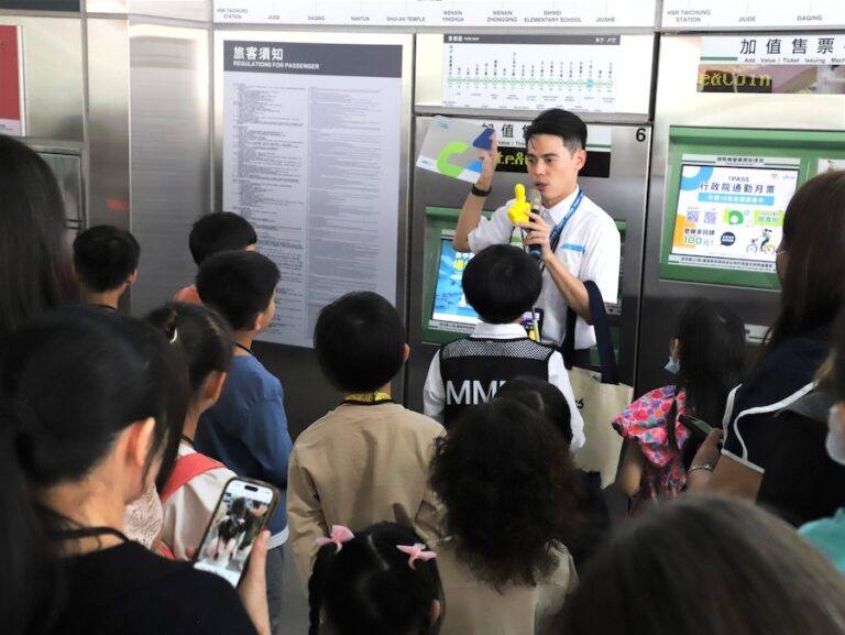 中捷今開放親子參訪北屯機廠 小小捷運迷嗨翻