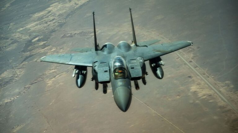 美軍48小時內折損五架戰機 川普回應不影響與伊朗談判