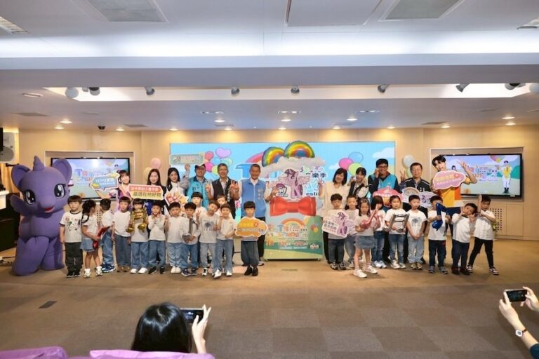 台中親子音樂季年年升級！新聞局長：5公尺高彩虹小馬迎接幸福兒童節