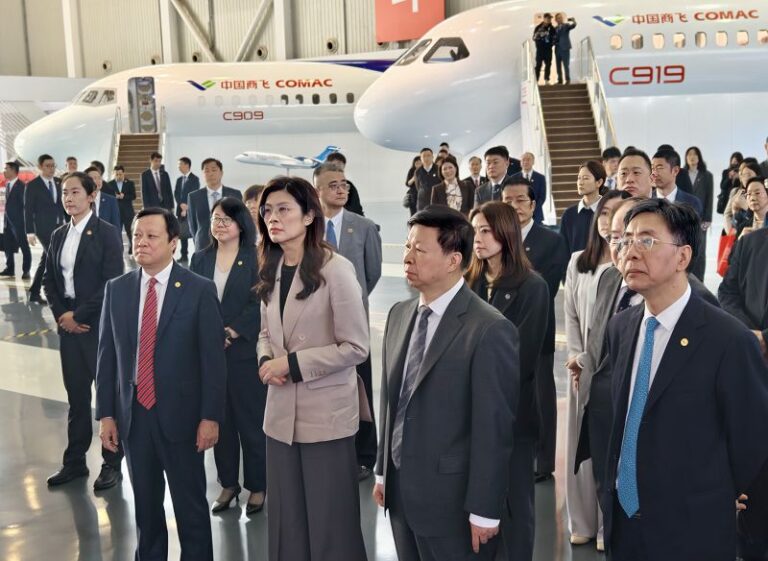 鄭麗文返台 陸宣布十項促進兩岸交流合作措施 恢復上海市及福建省居民赴台自由行