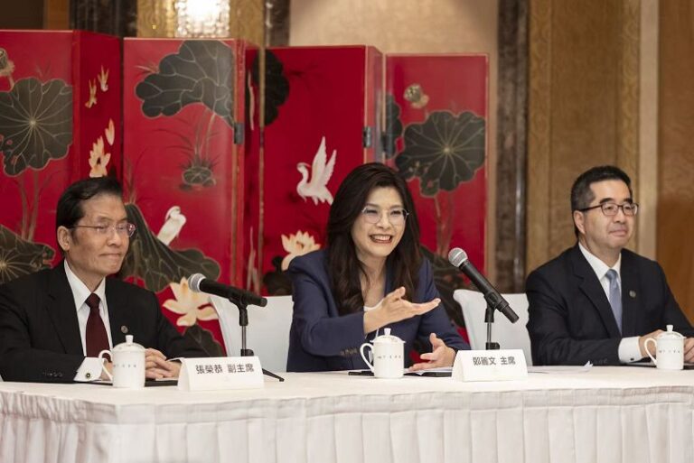 陸委會民進黨曲解大陸行 張榮恭：兩岸是有尊嚴的和平